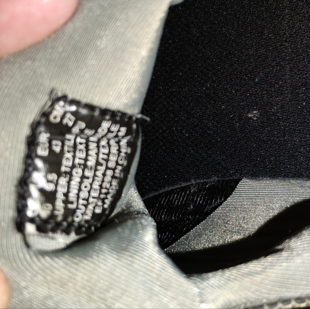 RBX Sneakers - Picture 2 of 4